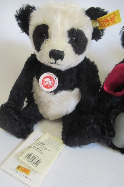 Three Steiff bears Image