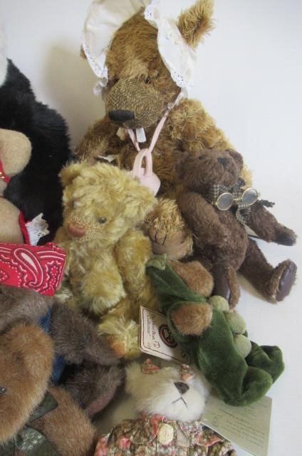 Eleven collector's teddy bears Image