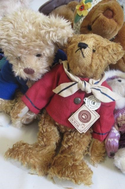 Eleven collector's teddy bears Image