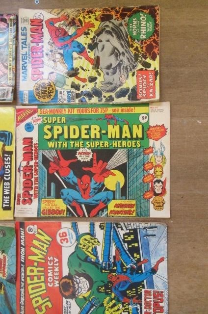 28 Marvel Spider-Man comics Image