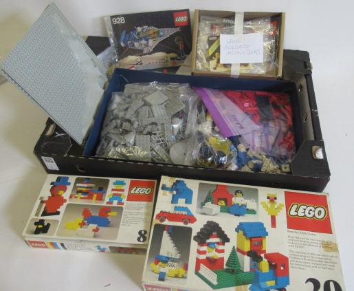 Lego and Lego Sets from the 1970's including Set 8 and 20 Image