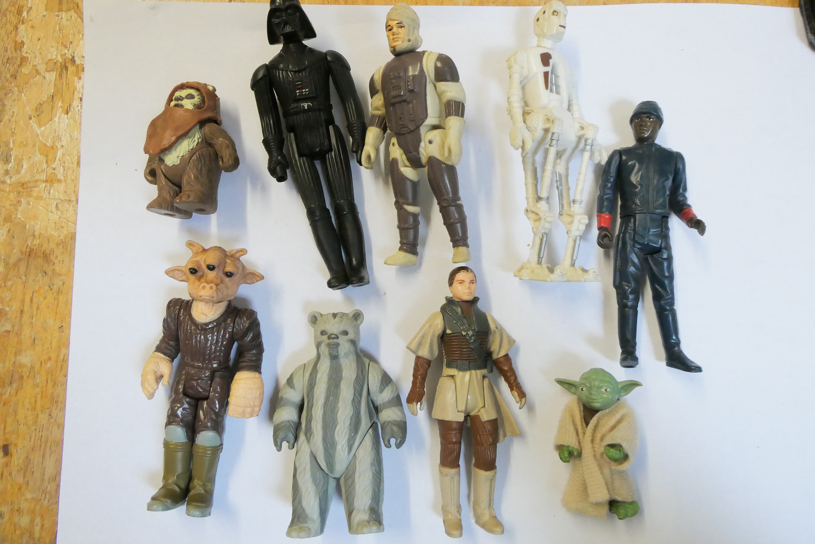 A large quantity of early Star Wars figures Image