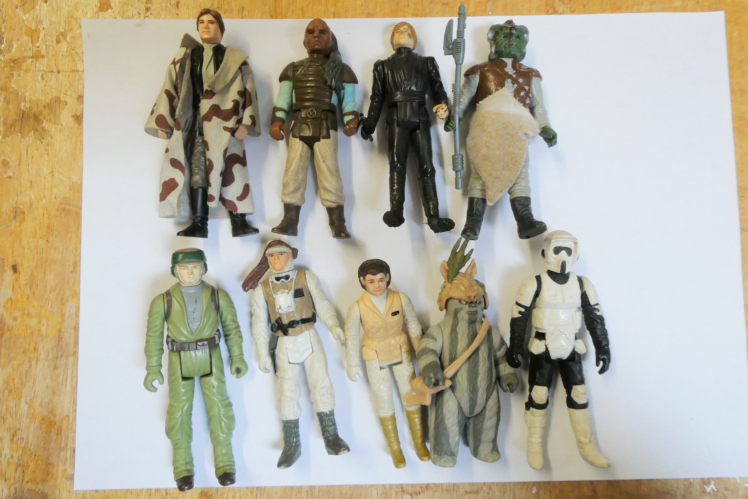 A large quantity of early Star Wars figures Image