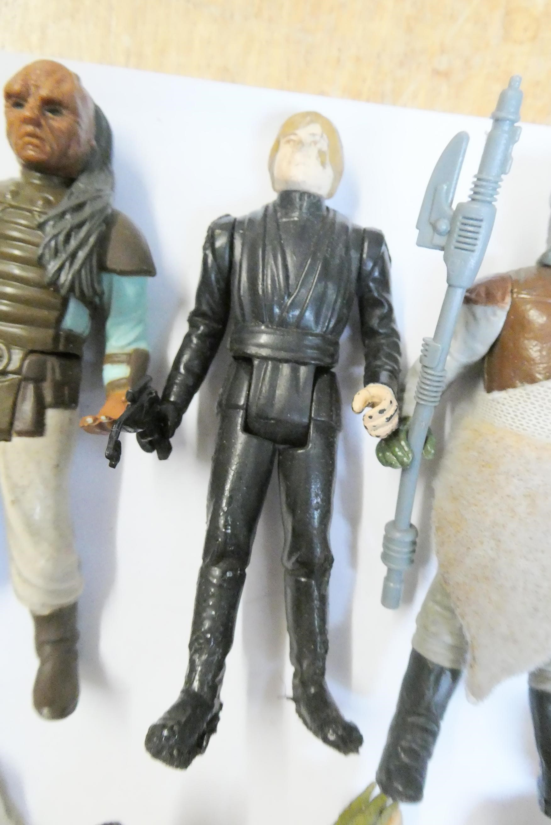 A large quantity of early Star Wars figures Image