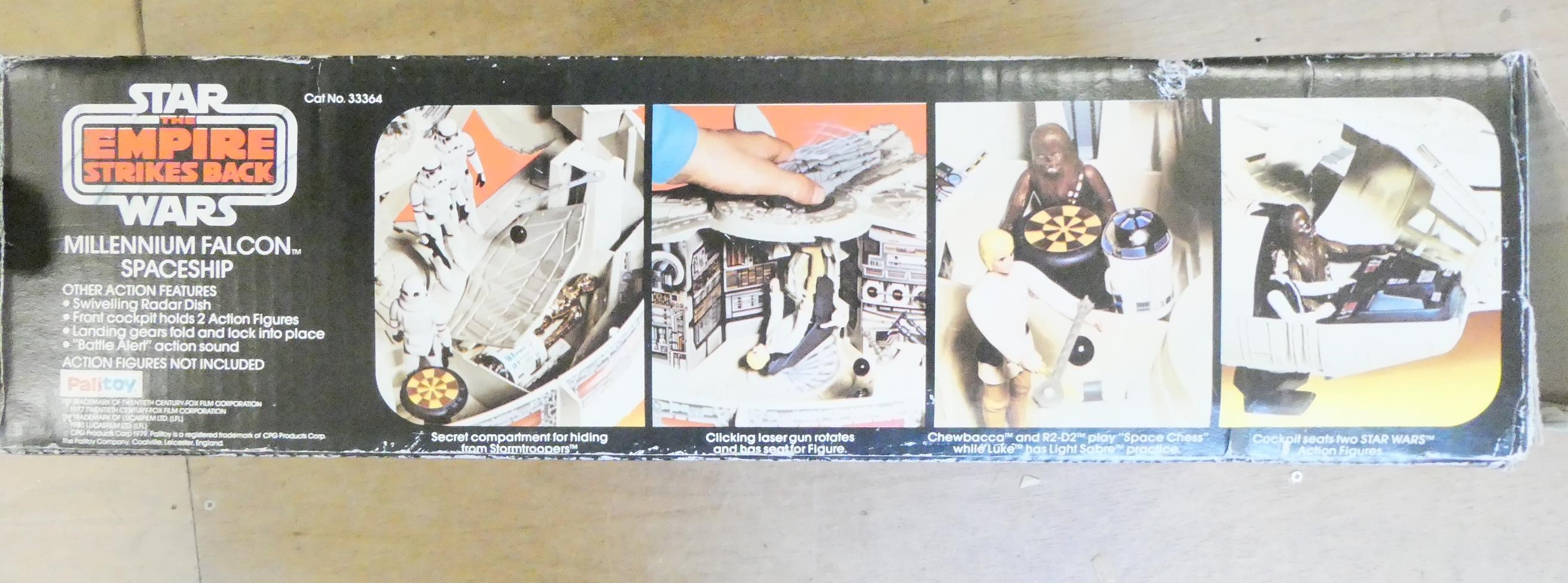Palitoy Millenium Falcon Spaceship with battle Alert with sticker sheet and instructions Image