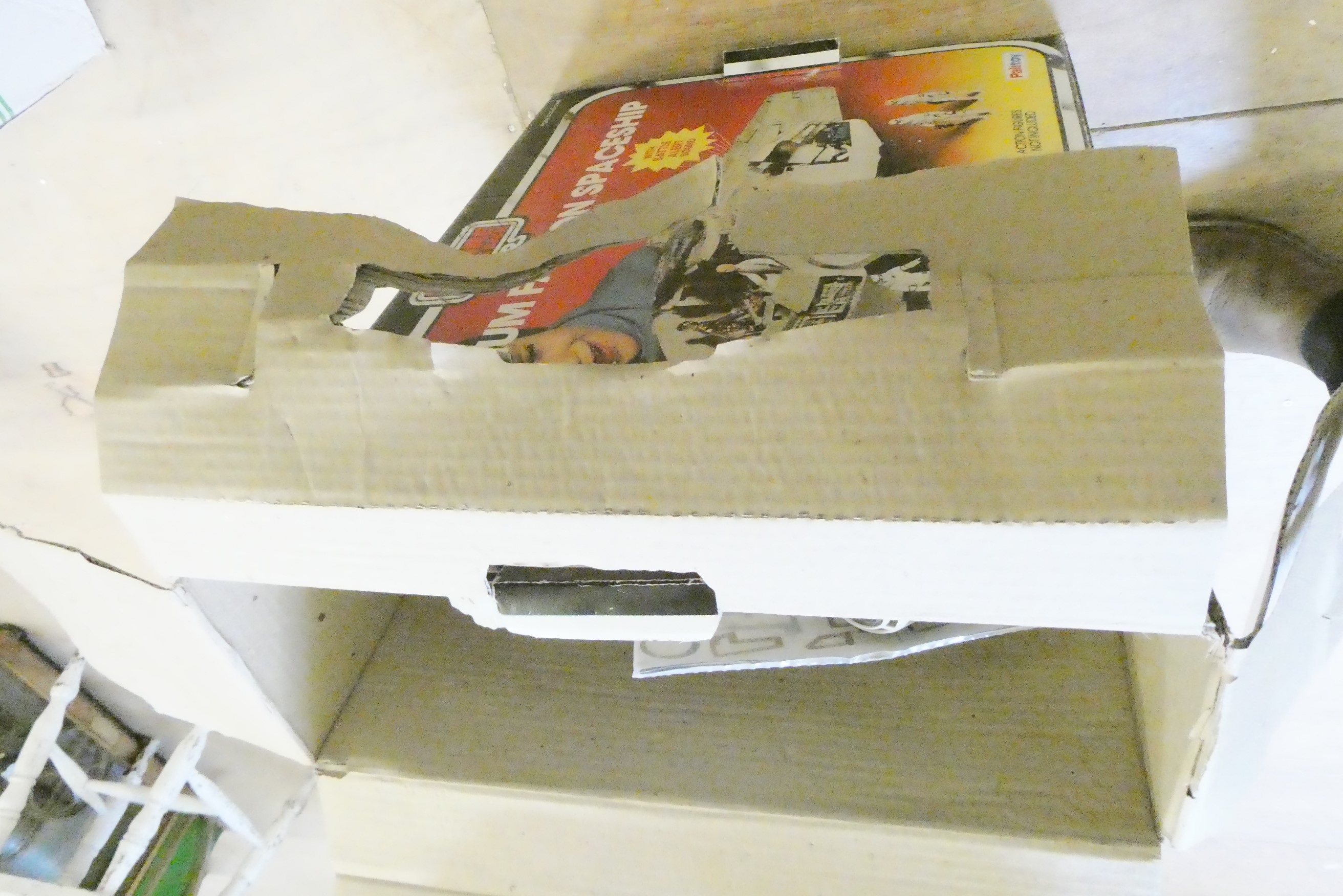 Palitoy Millenium Falcon Spaceship with battle Alert with sticker sheet and instructions Image