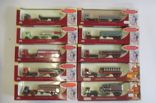 Ten Lledo trackside articulated wagons Image