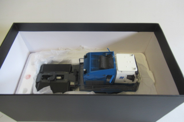 Tractomas Prime Mover 1:50 scale model Image