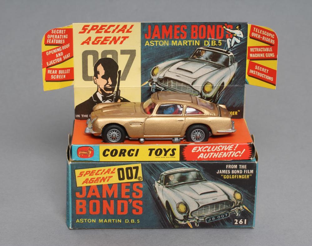 Corgi 261 James Bond's Aston Martin DB5 Image