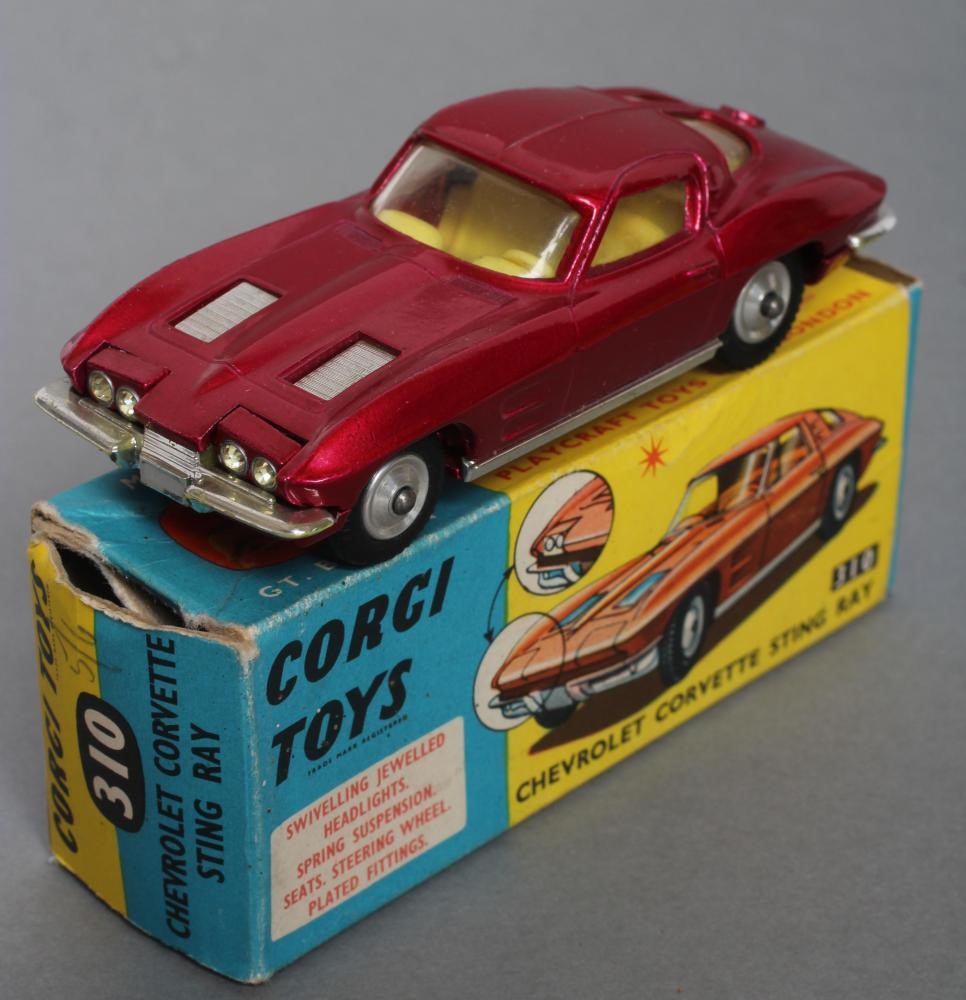 Corgi 310 Chevrolet Stringray in red Image