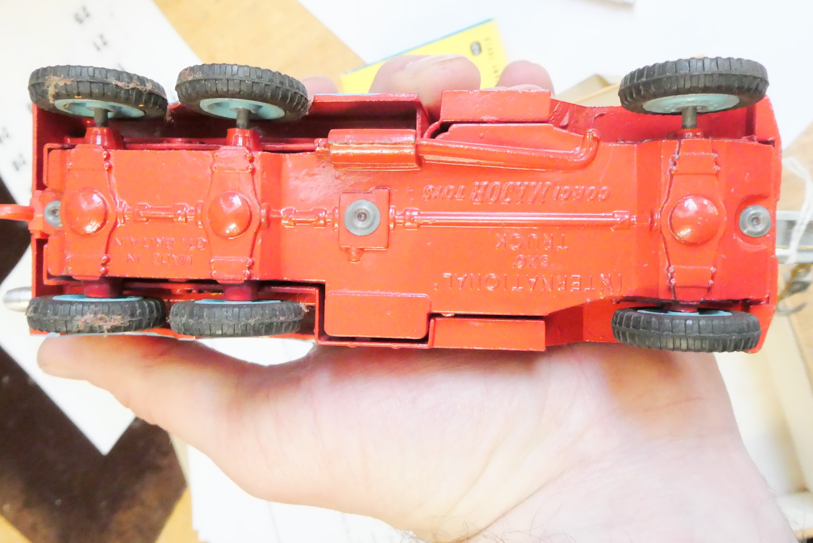 Corgi 1121 Chipperfields Circus crane truck Image