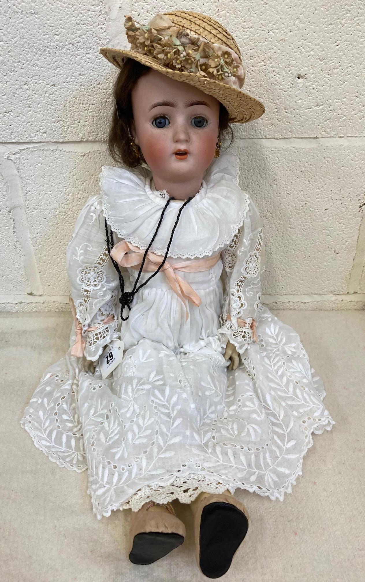 An Alt Beck & Gottschalck bisque socket head doll Image