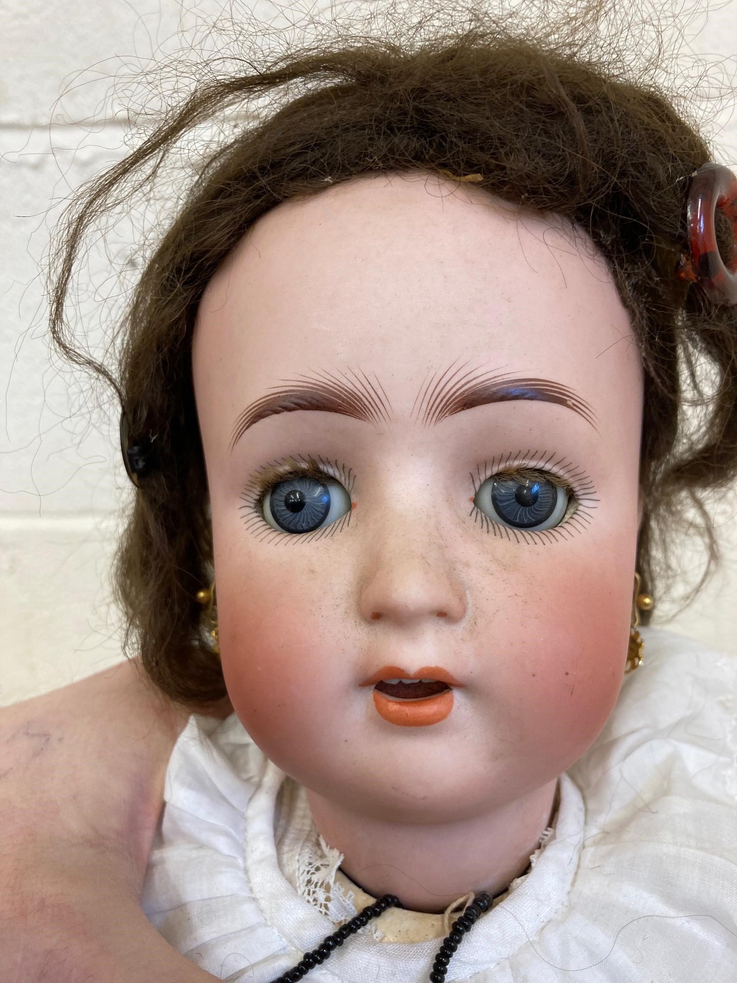 An Alt Beck & Gottschalck bisque socket head doll Image