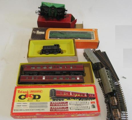 Triang R253 Dock Shunter in black Image