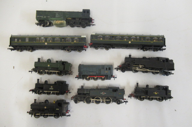 Unboxed 2-rail locomotives by Hornby and others including 08 Diesel Image