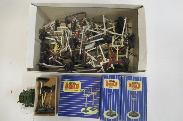 Hornby Dublo signals including colour light types and switches Image