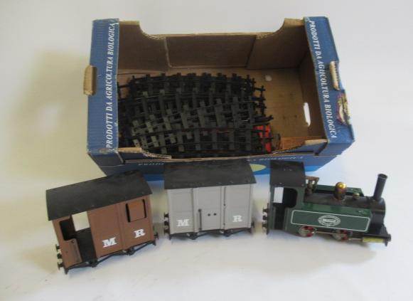 Mamod steam railway 0-4-0 tank locomotive in green Image