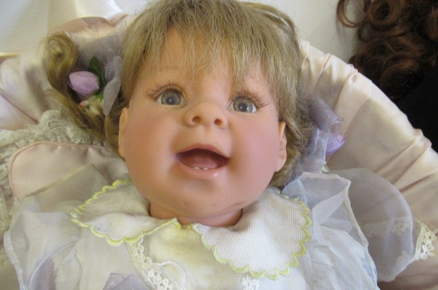 Three Lee Middleton Reva dolls Image