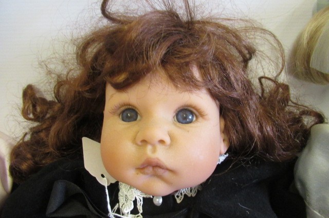 Three Lee Middleton Reva dolls Image