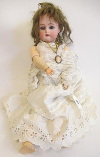 A Kammer & Reinhardt bisque socket head doll Image