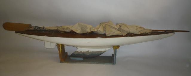 An early 20th century pond yacht Image