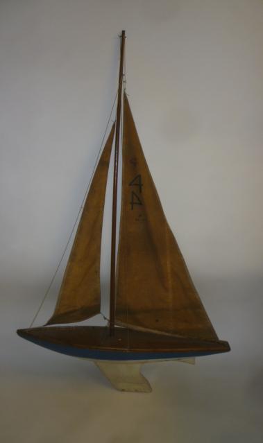 An early to mid 20th century pond yacht Image