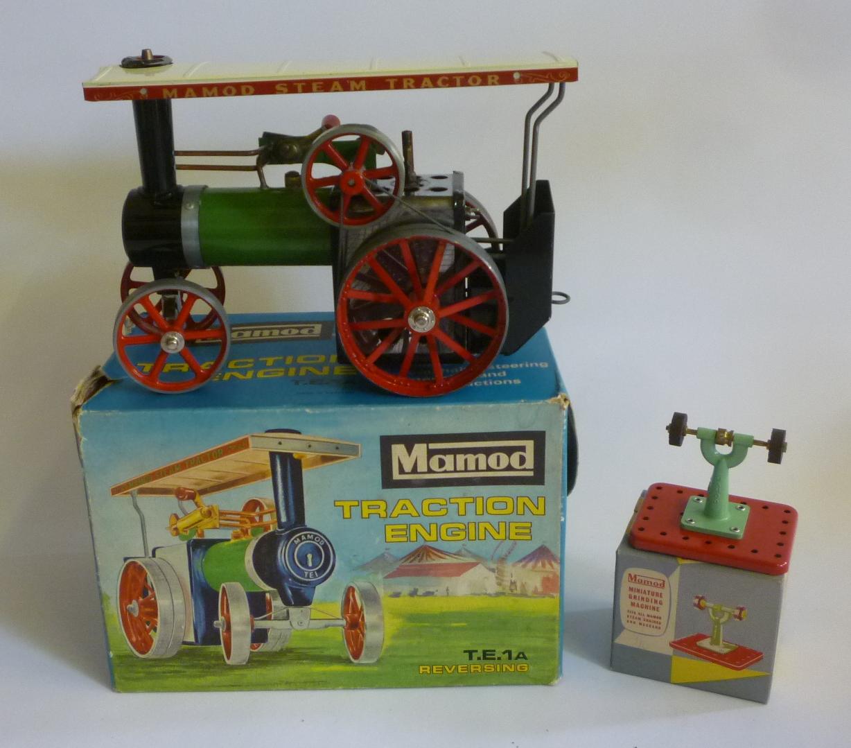 A Mamod T.E.1A Traction Engine Image