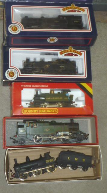 Five tank locomotives comprising Triang B.R. 2-6-2 Image