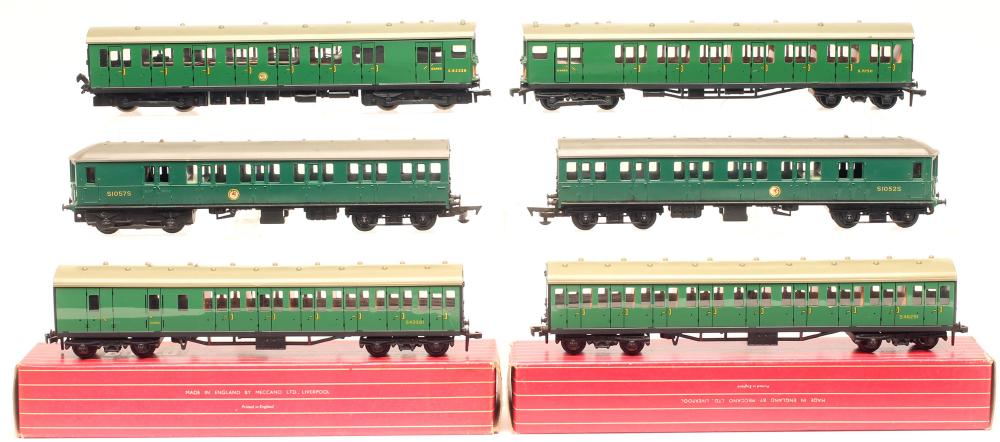 Hornby Dublo S.R. Motor Coach Image