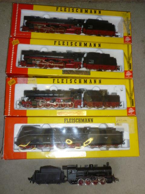 Five Fleischmann locomotives comprising D.B. Class 03 Image