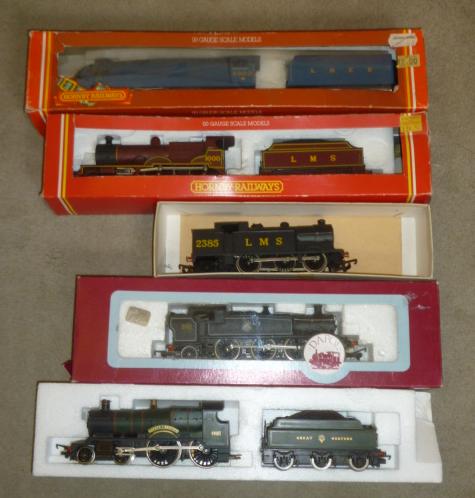Five locomotives comprising Hornby A4 Seagul Image