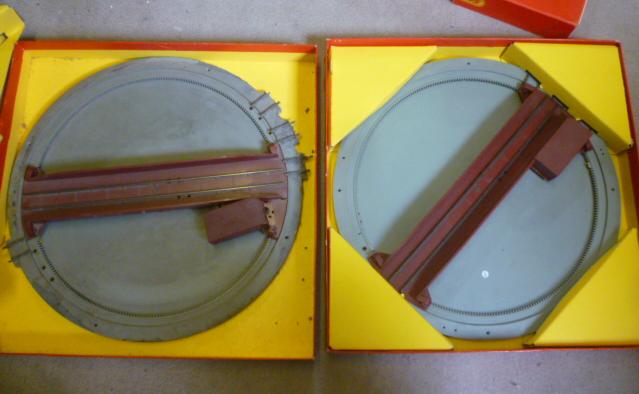 Two Triang R407 Turntables Image