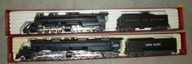 Rivarossi Norfolk and Western 2-8-8-2 locomotive and Rivarossi 4-8-8-4 Union Pacific Big Boy Image