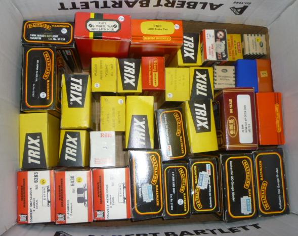 Thirty goods trucks by Trix Image