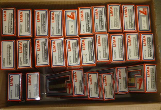 Twenty seven B.R. passenger coaches by Lima with nine B.R. W.R. coaches Image