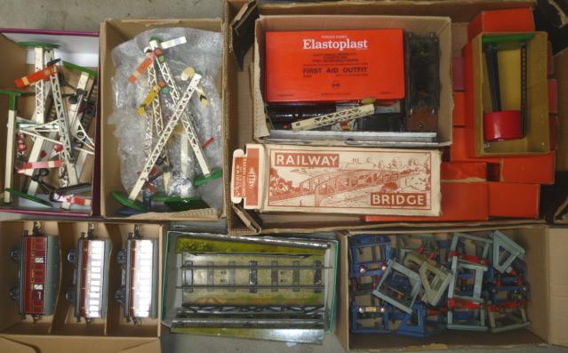 Hornby Trains trackside accessories including signals Image