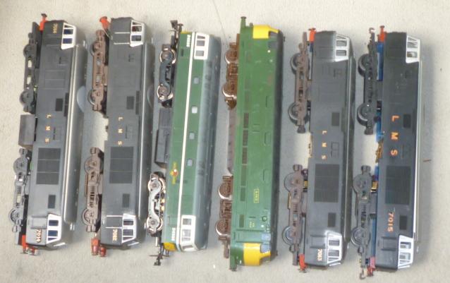 Four Triang Big-Big Train Hymek diesel locomotives Image