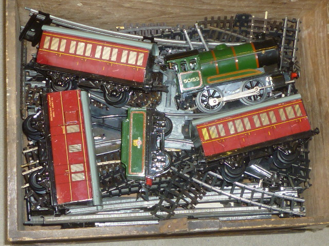 Hornby clockwork Type 51 B.R. locomotive and tender Image