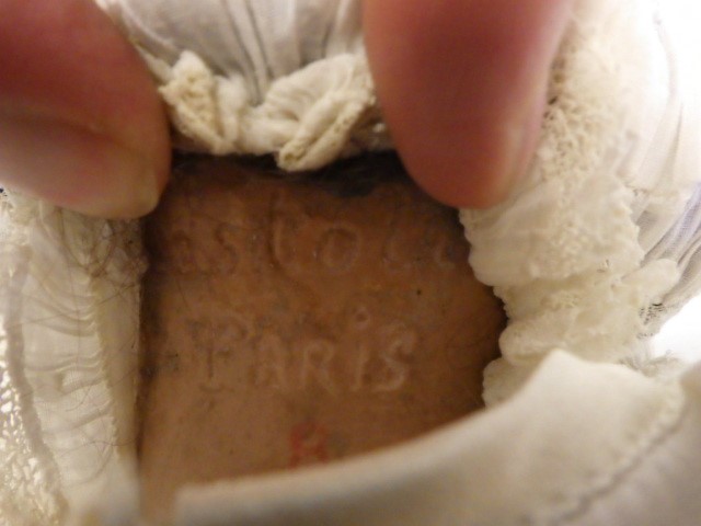 A J. Roger Gault Plastolite socket head doll Image