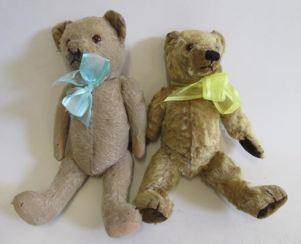 Two pre-war teddy bears Image