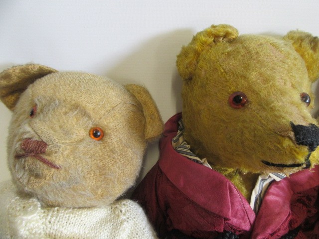 Four vintage bears Image