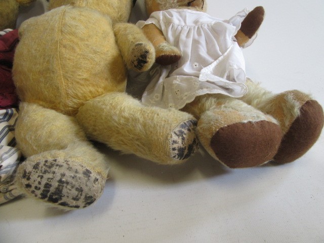 Four vintage bears Image