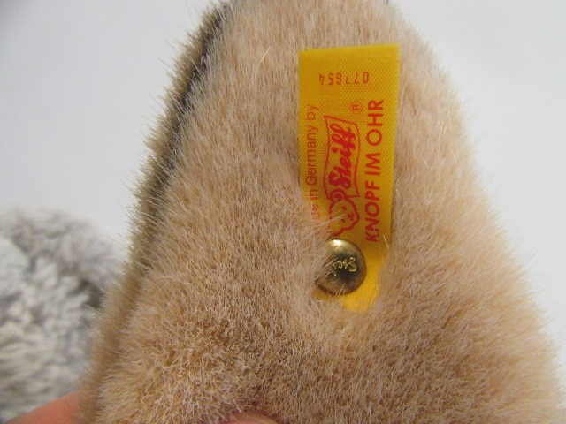 Two Steiff rabbits Image