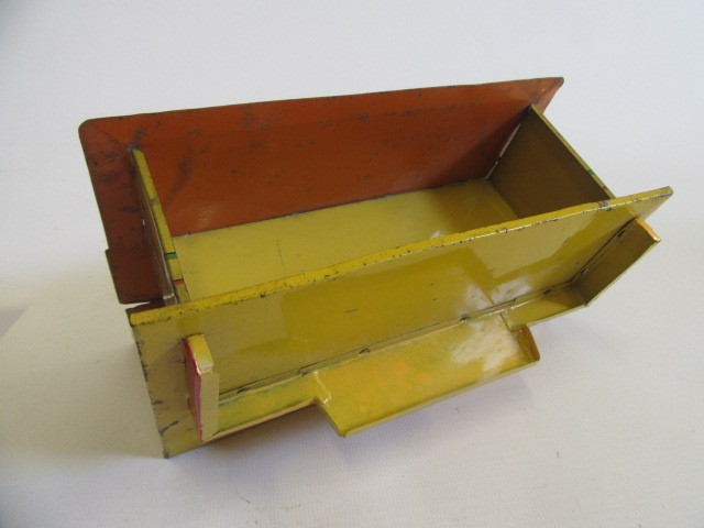 Meccano filling station Image