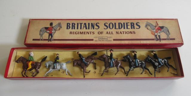 Britains Post War 2056 USA Union Cavalry and Indian on horse back Image