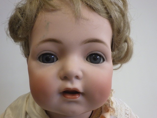A Kammer & Reinhardt bisque socket head doll Image