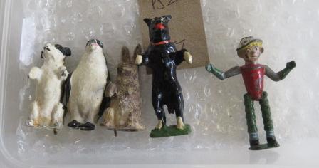 Lead figures comprising Pip Image