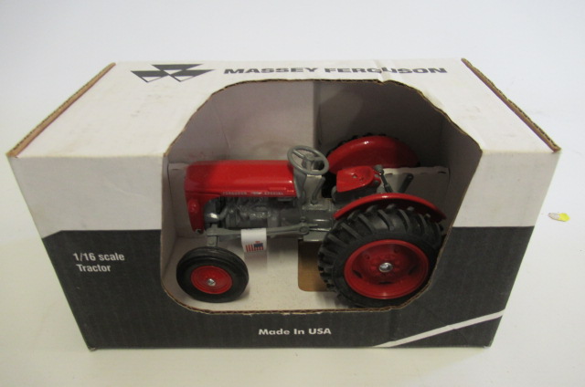 Country Classics 1/16 scale Ferguson 35 Special finished in red over grey Image
