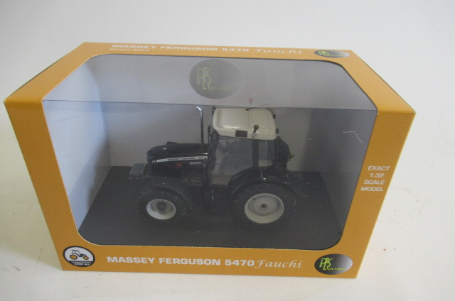Universal Hobbies Massey Ferguson 5470 Fauchi finished in black Image