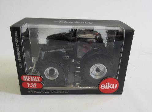 Siku 1:32 Massey Ferguson 8680 finished in black Image